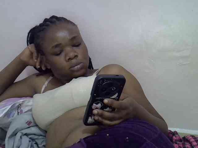 Ebonybootygirl webcam