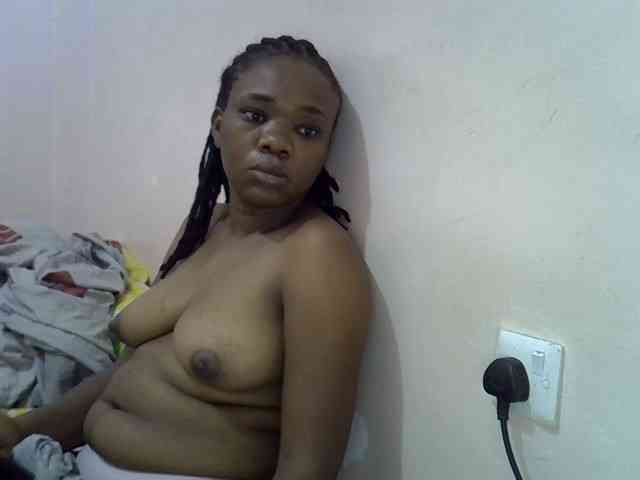 Ebonybootygirl webcam