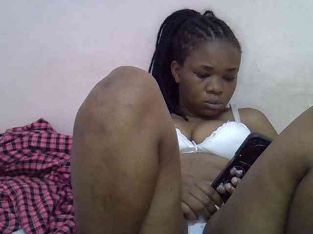 Ebonybootygirl webcam