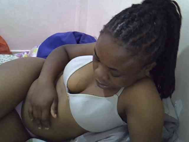 Ebonybootygirl webcam