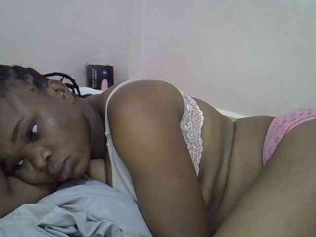 Ebonybootygirl webcam