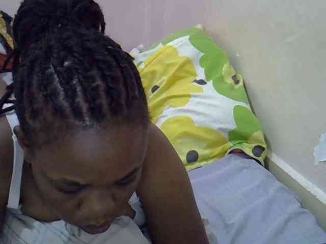 Ebonybootygirl webcam