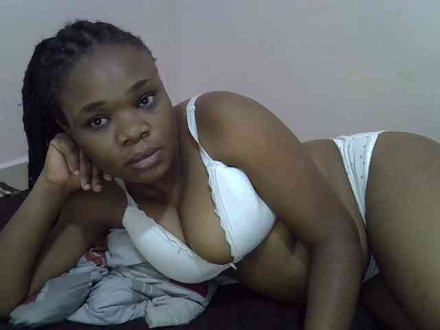 Ebonybootygirl webcam