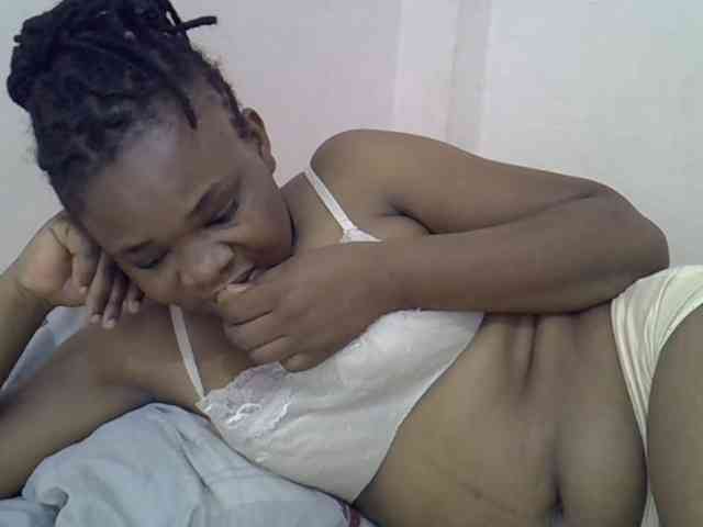 Ebonybootygirl webcam