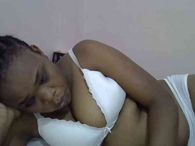 Ebonybootygirl webcam