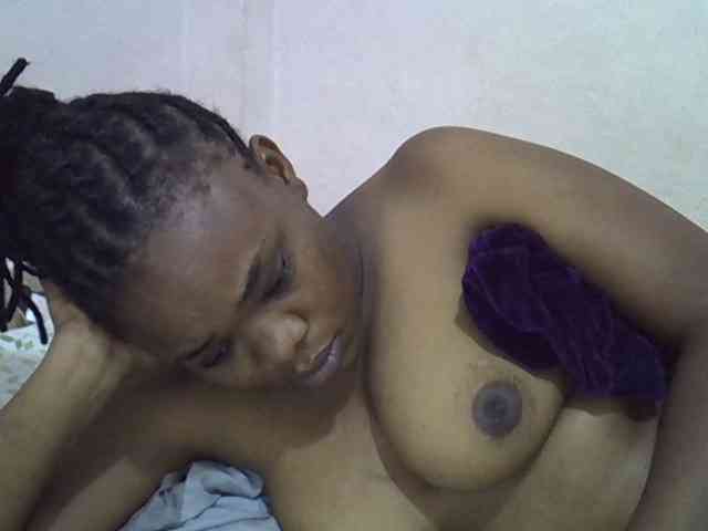 Ebonybootygirl webcam