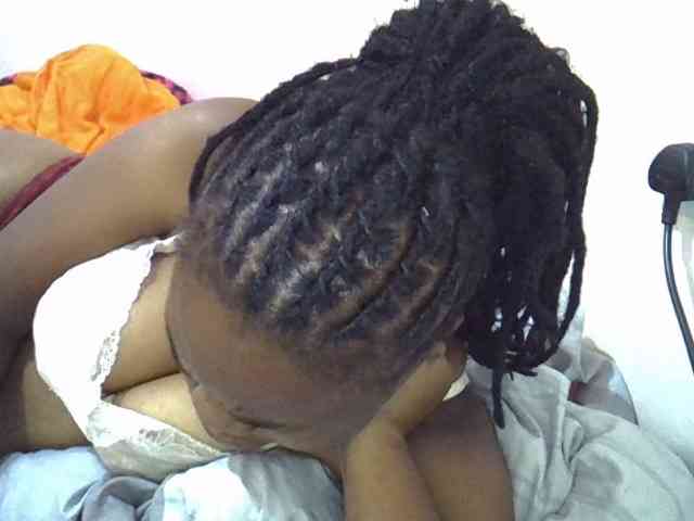 Ebonybootygirl webcam