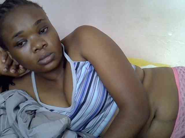 Ebonybootygirl webcam