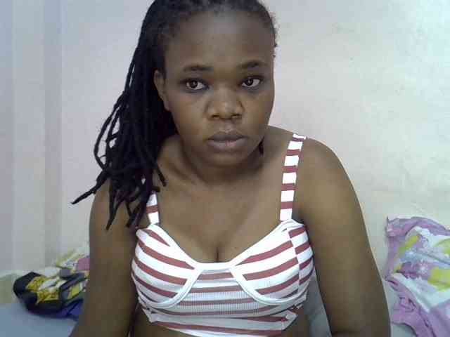 Ebonybootygirl webcam