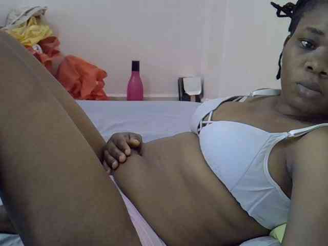 Ebonybootygirl webcam