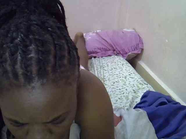 Ebonybootygirl webcam