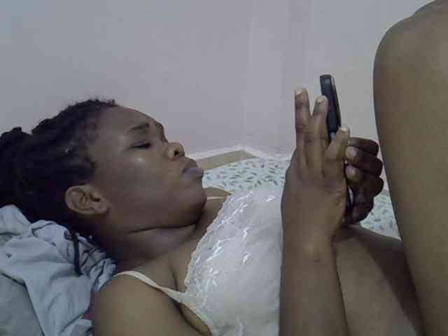 Ebonybootygirl webcam