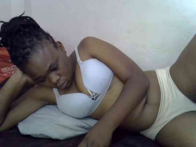 Ebonybootygirl webcam