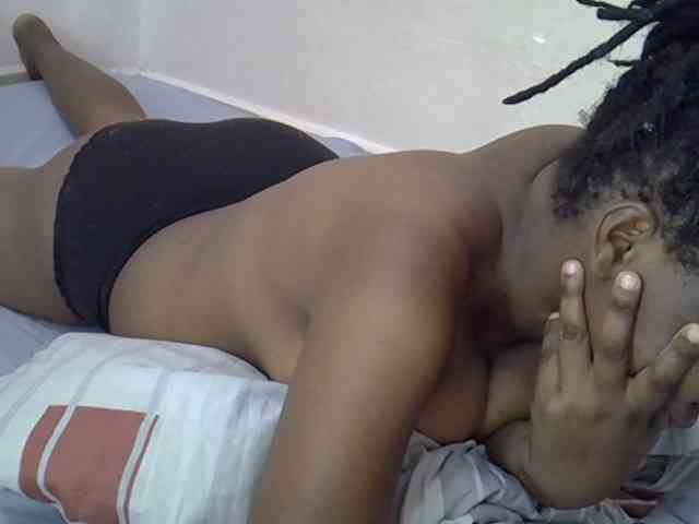 Ebonybootygirl webcam