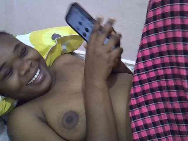 Ebonybootygirl webcam