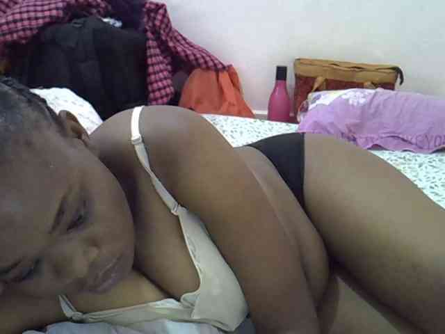 Ebonybootygirl webcam