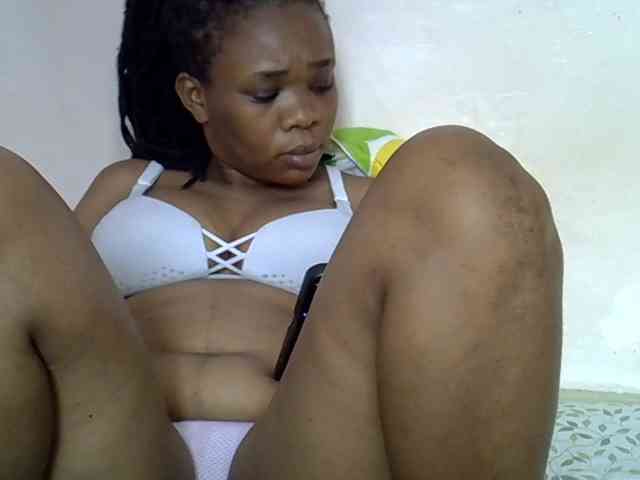 Ebonybootygirl webcam