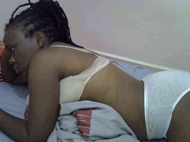 Ebonybootygirl webcam