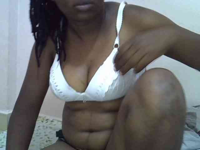 Ebonybootygirl webcam