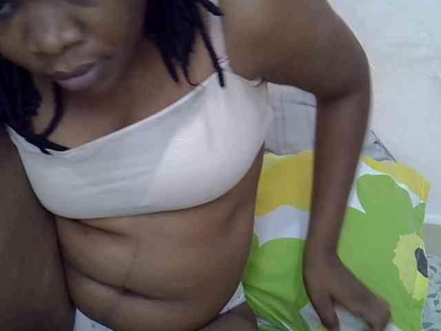 Ebonybootygirl webcam