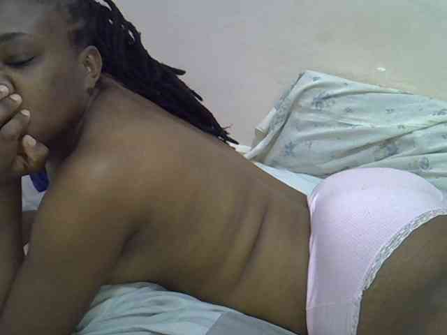 Ebonybootygirl webcam