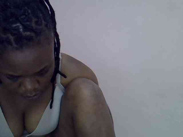 Ebonybootygirl webcam