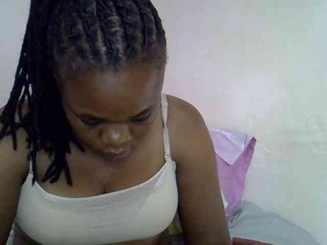 Ebonybootygirl webcam