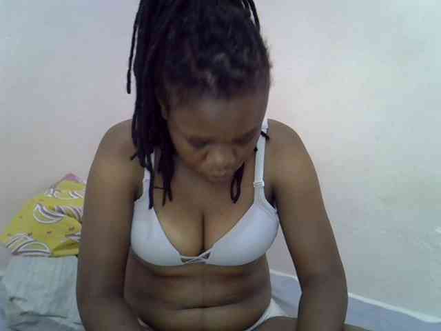 Ebonybootygirl webcam