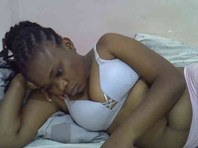 Ebonybootygirl webcam