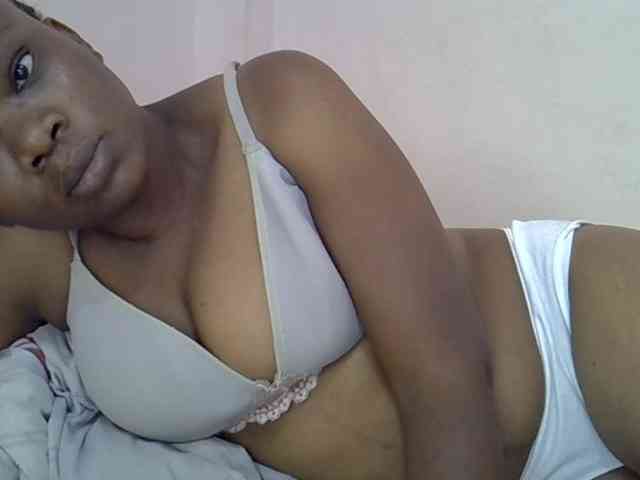 Ebonybootygirl webcam