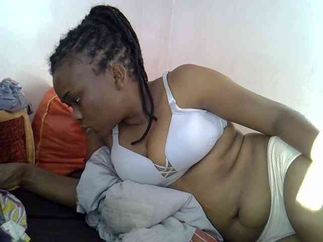 Ebonybootygirl webcam