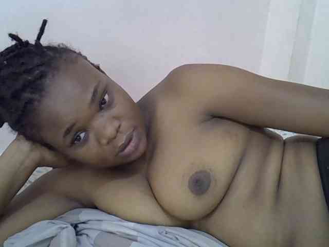 Ebonybootygirl webcam