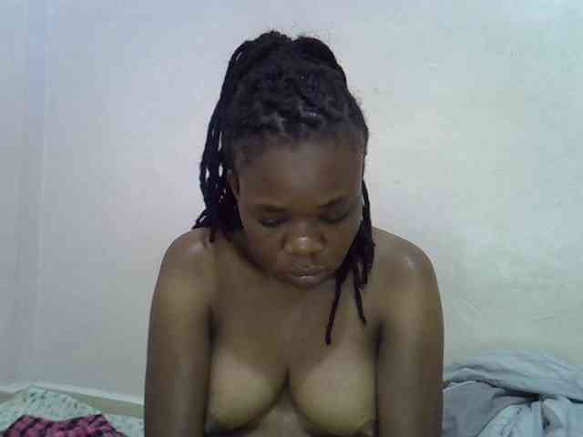 Ebonybootygirl webcam