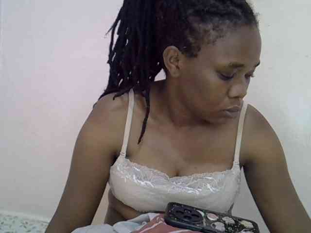 Ebonybootygirl webcam