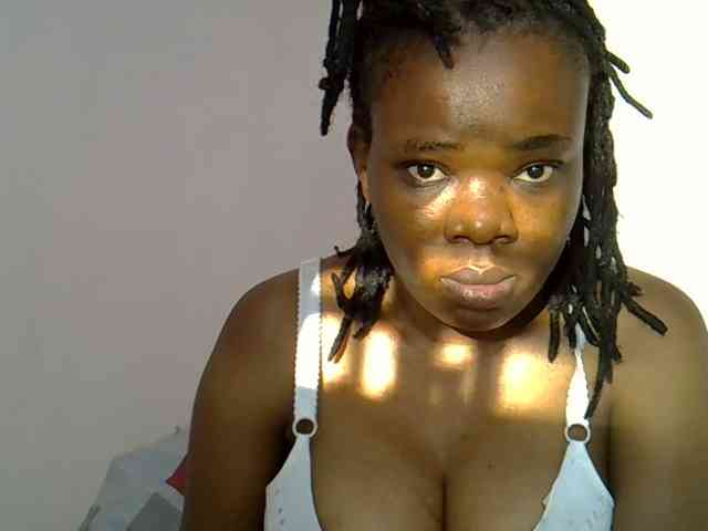 Ebonybootygirl webcam