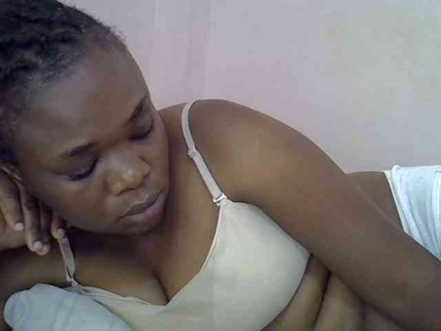 Ebonybootygirl webcam