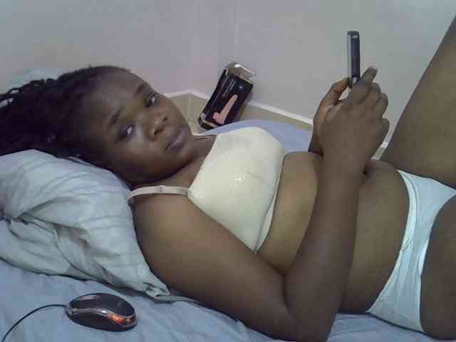 Ebonybootygirl webcam