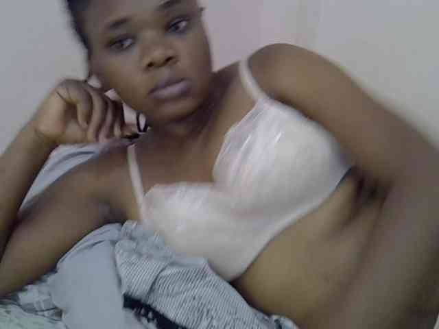 Ebonybootygirl webcam