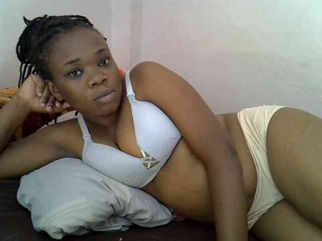 Ebonybootygirl webcam