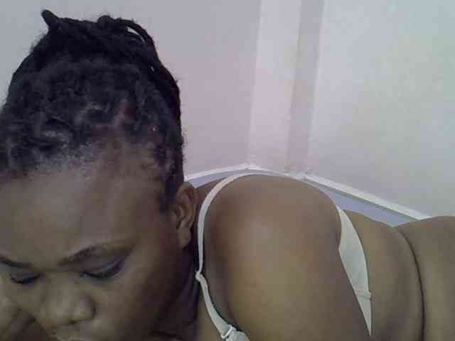 Ebonybootygirl webcam