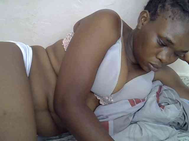 Ebonybootygirl webcam