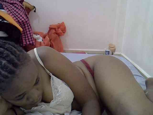 Ebonybootygirl webcam