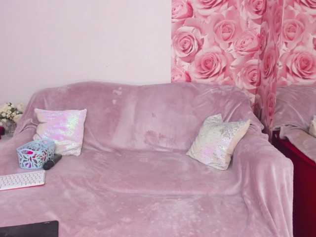 ClaireWarny live cam