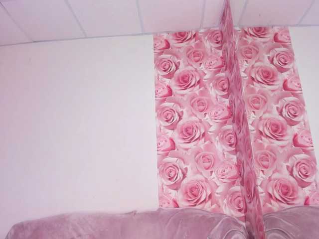 ClaireWarny's BongaCams show and profile