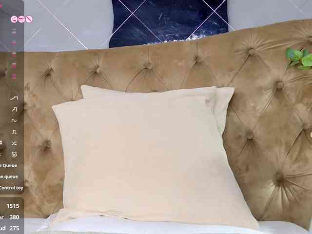 TiffanyWestXXX webcam