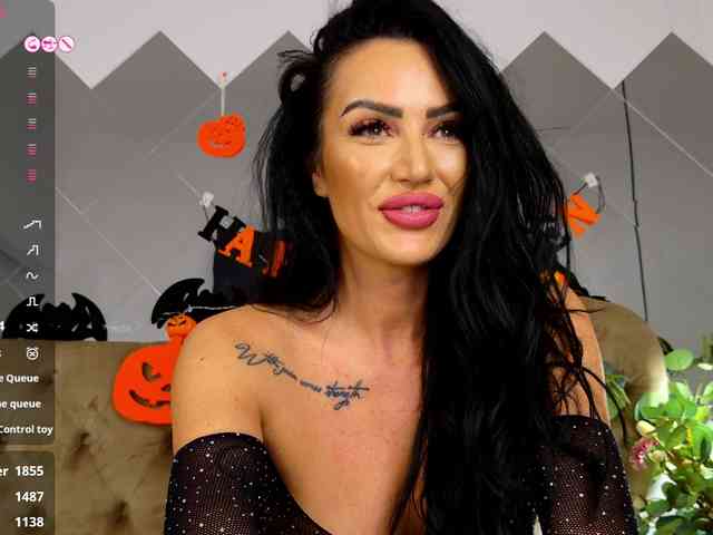 TiffanyWestXXX webcam