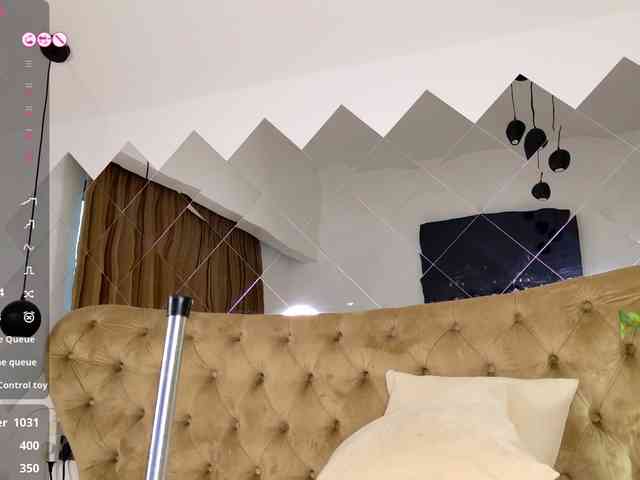 TiffanyWestXXX webcam