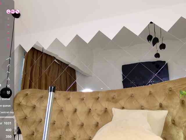 TiffanyWestXXX webcam