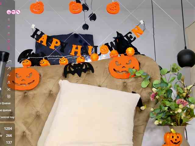 TiffanyWestXXX webcam