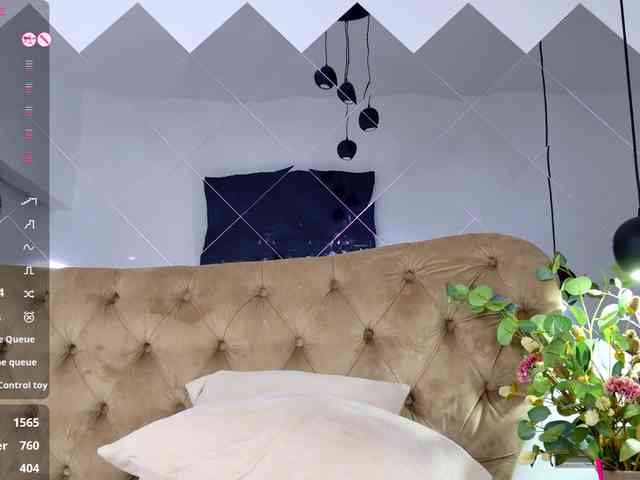 TiffanyWestXXX webcam